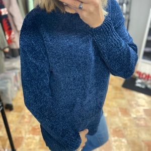 BOUTIQUE Crew Neck Sweater NEW!
